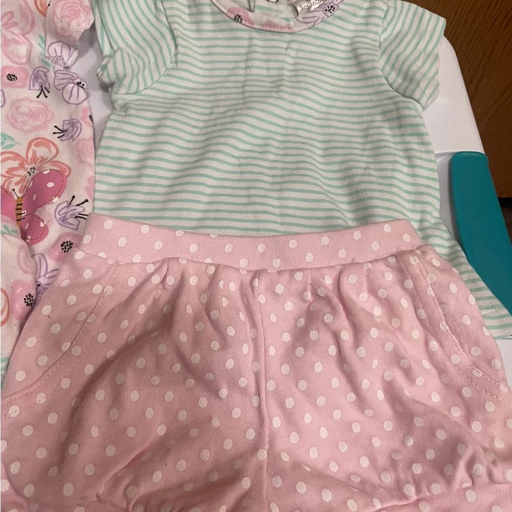 Baby girl shirt and shorts set - Picture 6 of 8